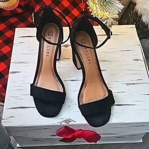 Well Worn Suede Black Heels